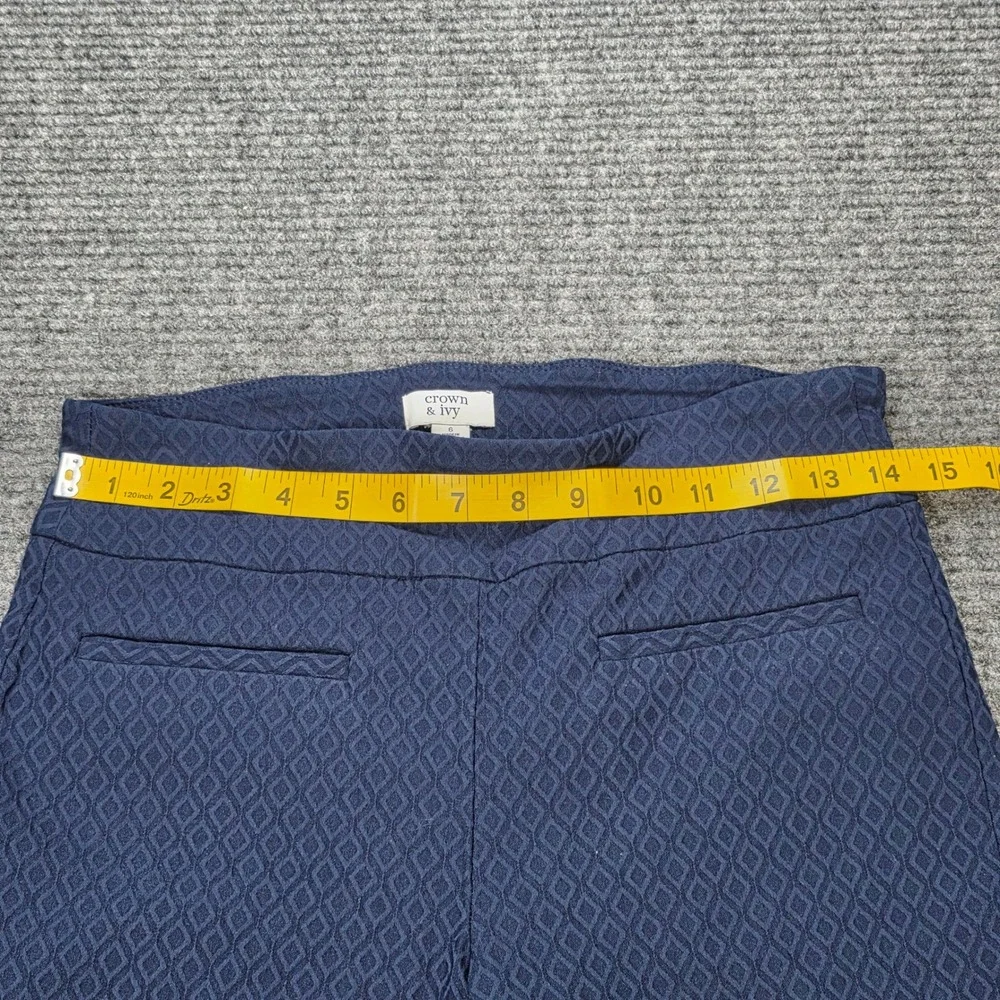 Crown & Ivy Pull On Dress Pants‎ Women's Size 6 Navy Blue Textured Diamond Slim